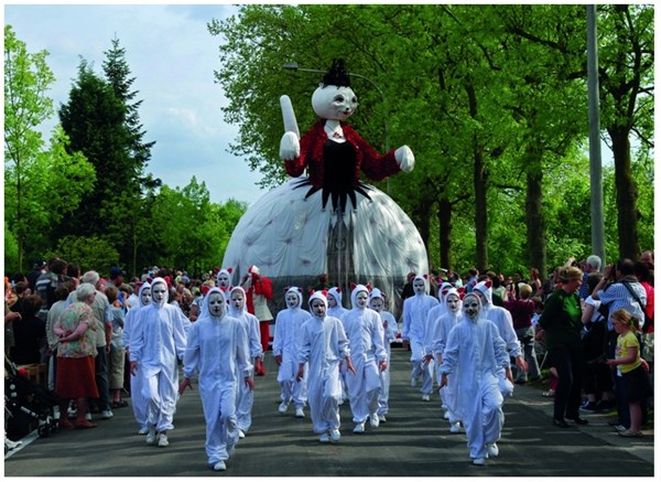 PuzzelMan (371) - "Belgium, Ypres, Procession of Cats" - 1000 pezzi