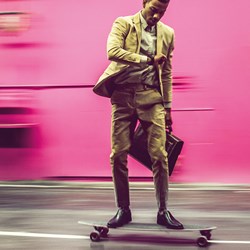 Clementoni (38501) - "Living faster" - 250 pezzi