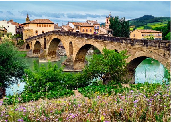 Ravensburger (19425) - "Puente la Reina, Spain" - 1000 pezzi